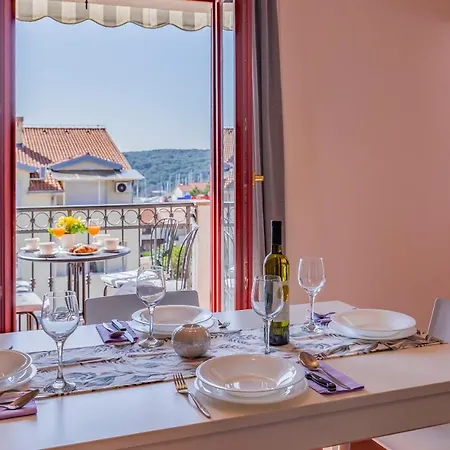 Apartment Green Pula, Family Friendly, Comfortable, Free Parking And Wifi Exterior photo