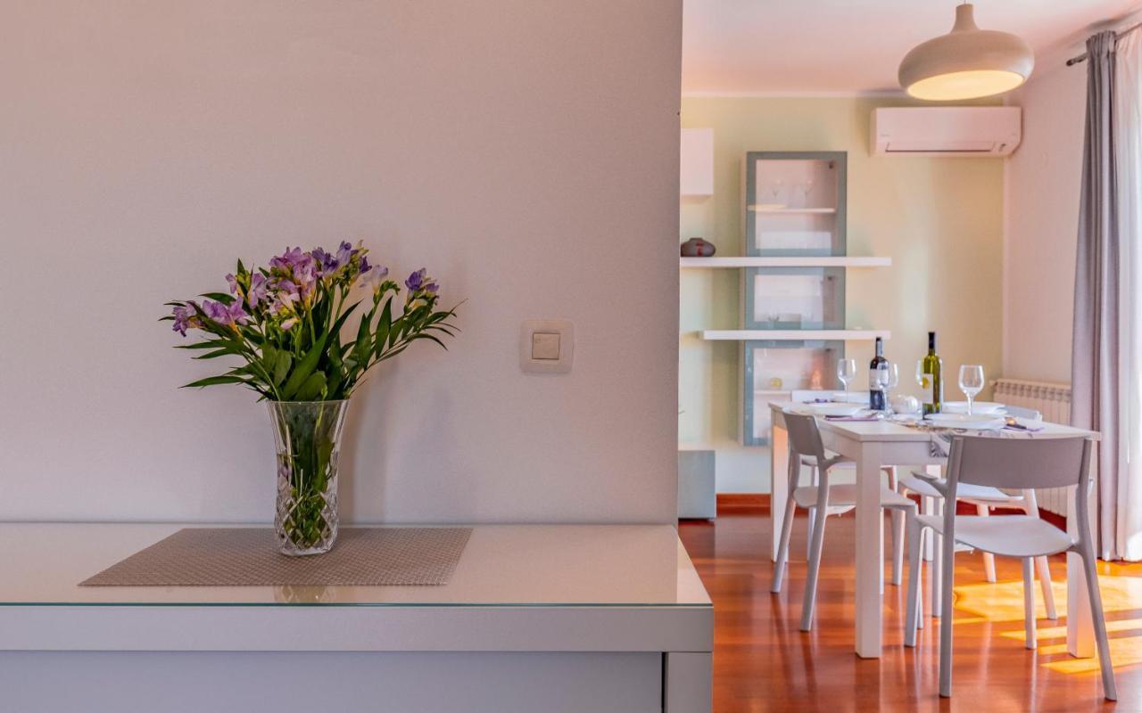 Apartmán Pula, Family Friendly, Comfortable, Free Parking And Wifi Pula