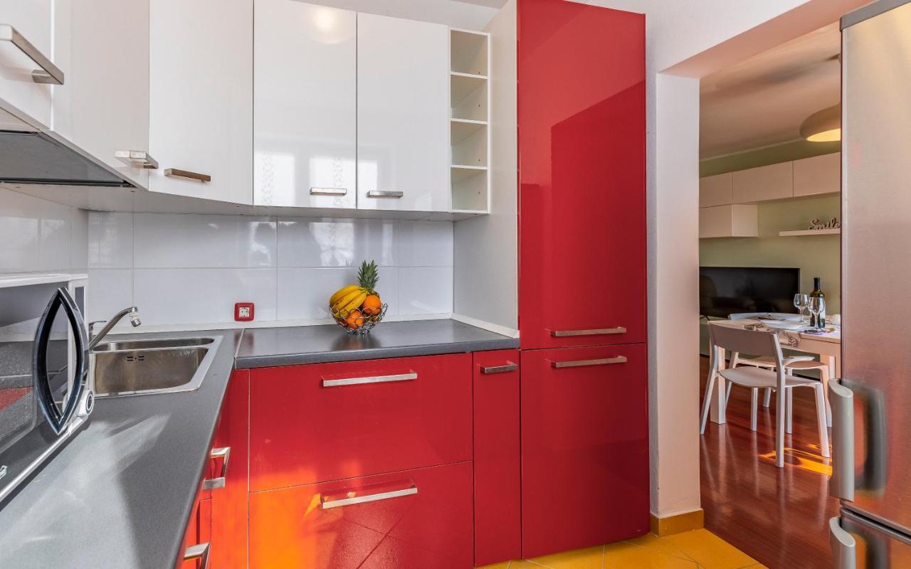 Pula, Family Friendly, Comfortable, Free Parking And Wifi Apartmán Pula