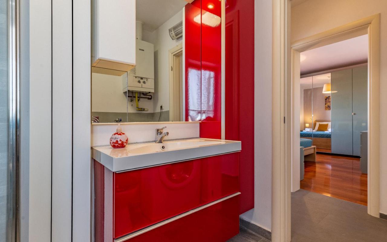 Apartment Pula, Family Friendly, Comfortable, Free Parking And Wifi